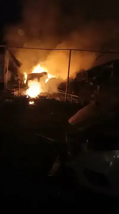 Konteyner Yangınında Yok Olan Ailenin Cenazeleri Alındı 1